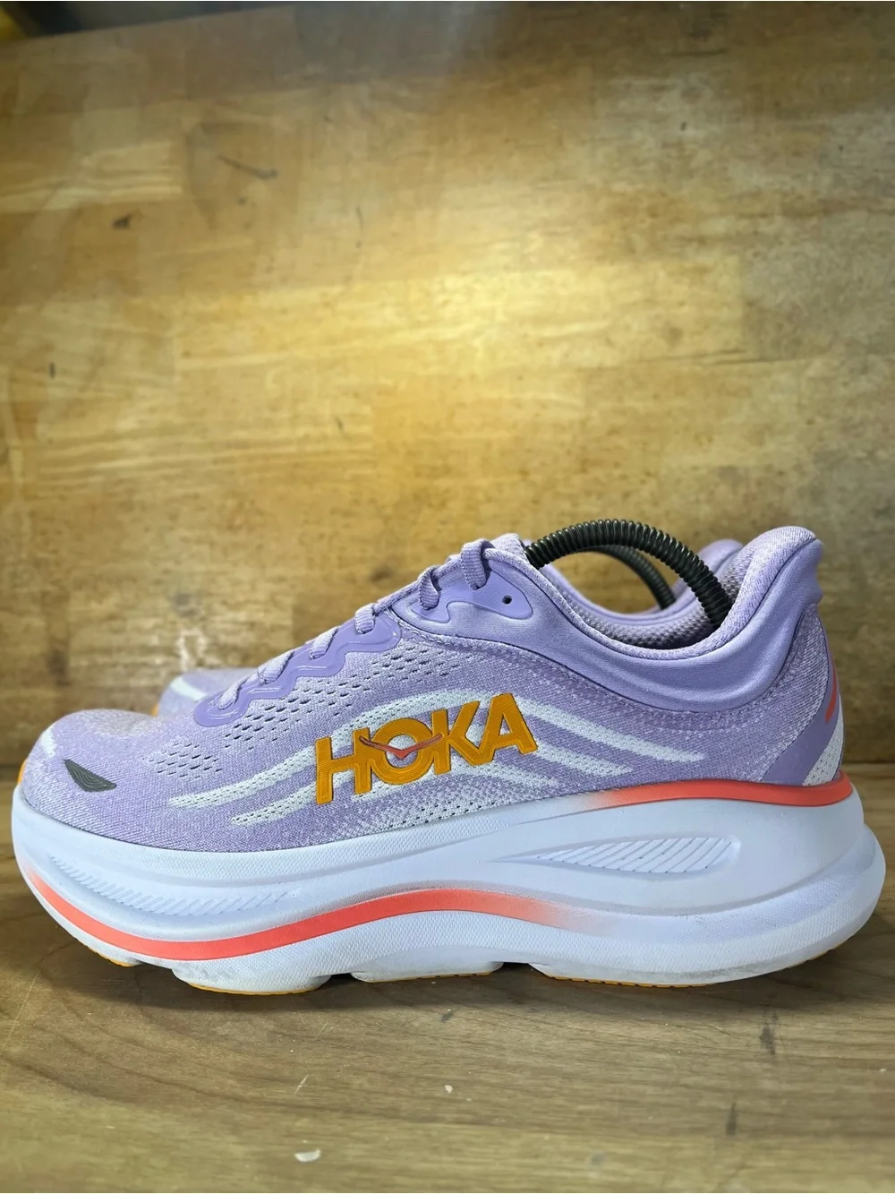 Hoka One One Bondi 9 Womens Size 10.5 Wide Running Shoes Sneakers Purple